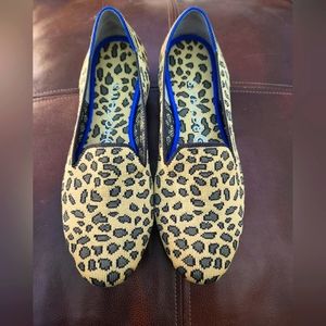 Rothys size 8.5 leopard print round toe flats